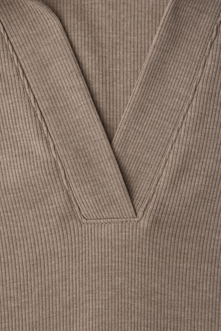 Beige T-shirt met lange mouwen van STREET ONE, in ribgebreide stof met V-hals.
