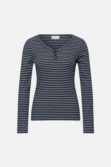 Blauwe T-shirt met lange mouwen van STREET ONE, horizontale witte strepen en knoopsluiting.