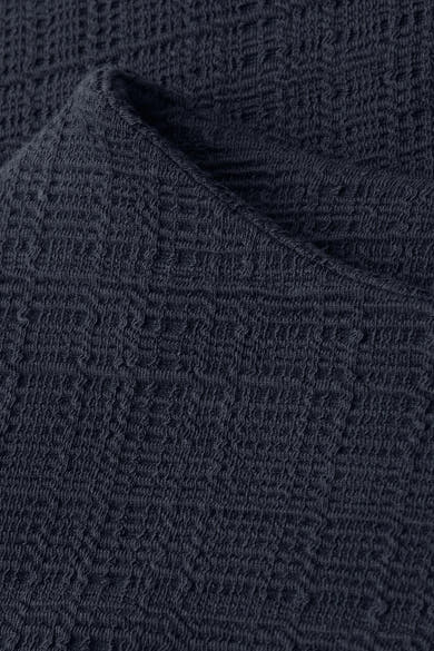 Blauwe T-shirt met lange mouwen van Street One, in een getextureerde stof met een zichtbare plooi.