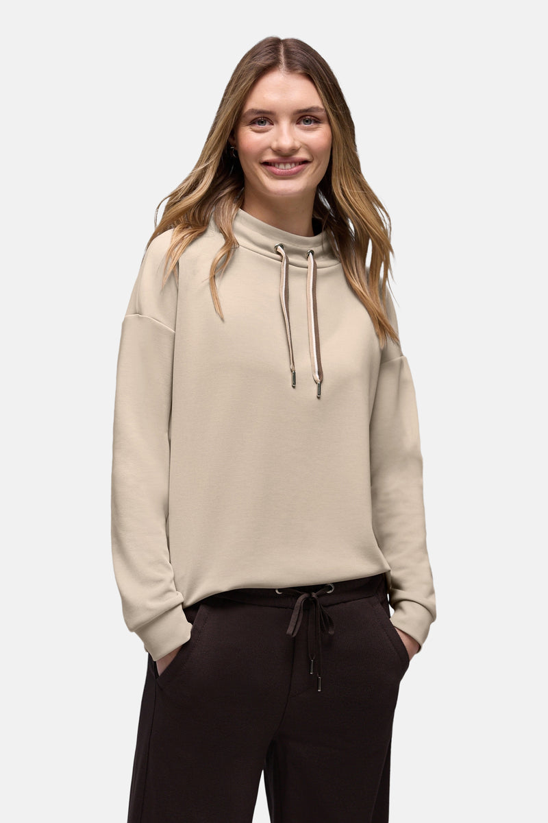 Beige sweater van Street One met decoratief trekkoord en lange mouwen.