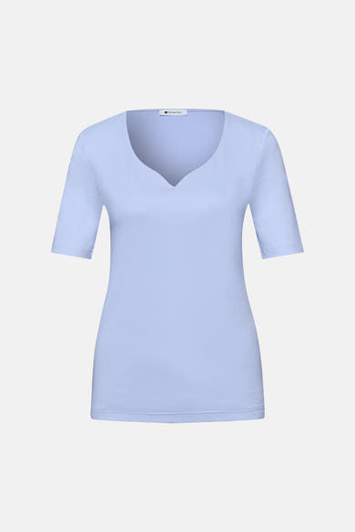 Effaatzwart T-shirt met korte mouwen van Street One, nauwsluitende pasvorm en V-hals.
