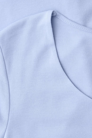 Blauw T-shirt van STREET ONE, van zachte jersey met originele halslijn, klassieke pasvorm.