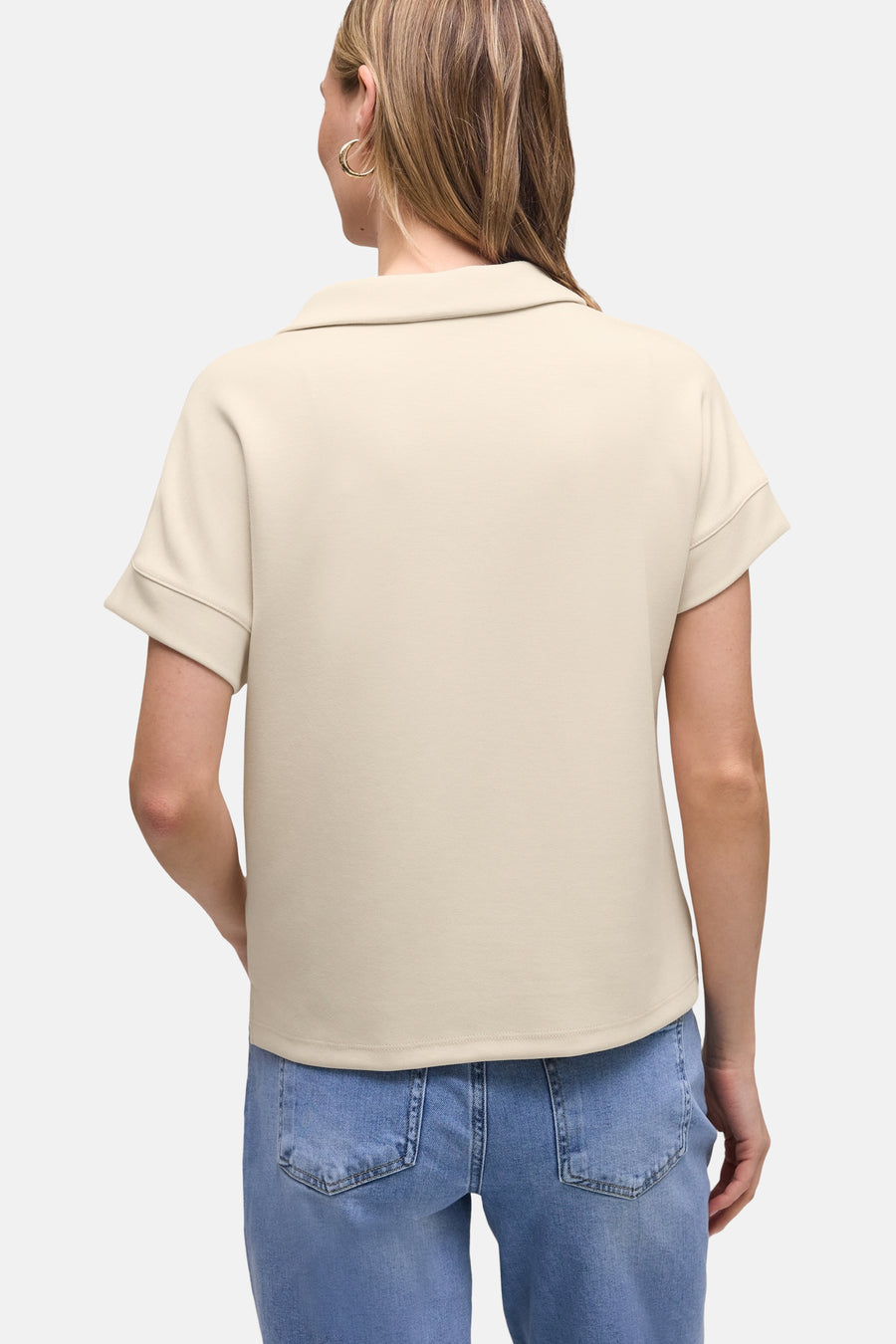 Effaalkleurig T-shirt met korte mouwen van Street One, gedragen met een spijkerbroek, achtergezicht.