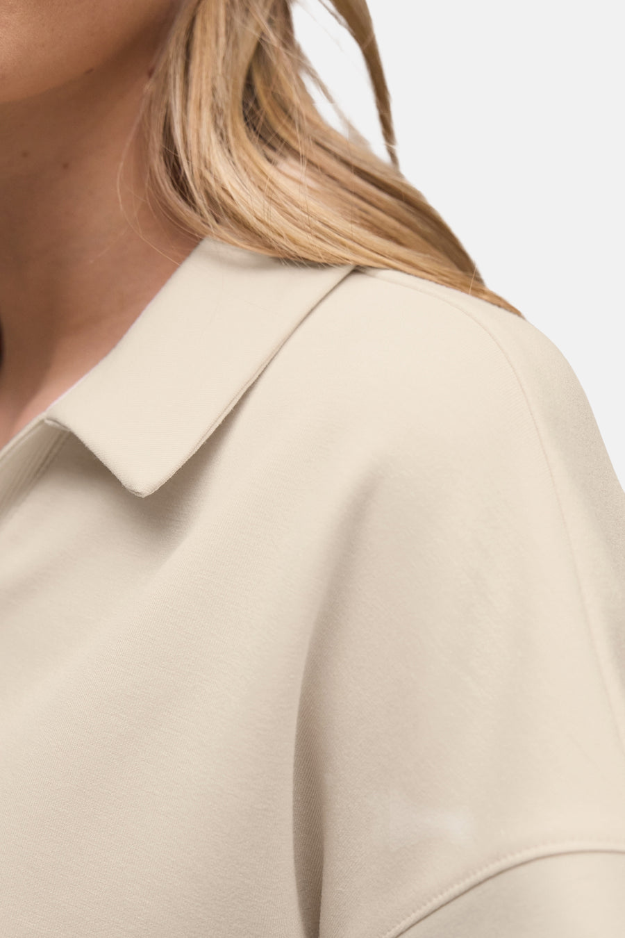 Beige T-shirt met korte mouwen van Street One, met overhemdkraag en textuurstof.