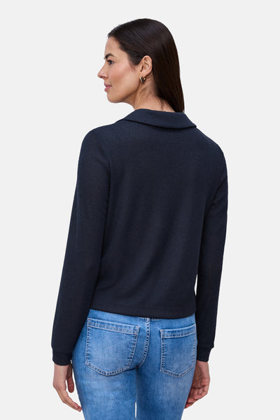 Gilet bleu de STREET ONE, porté avec un jean bleu clair, vue de dos.