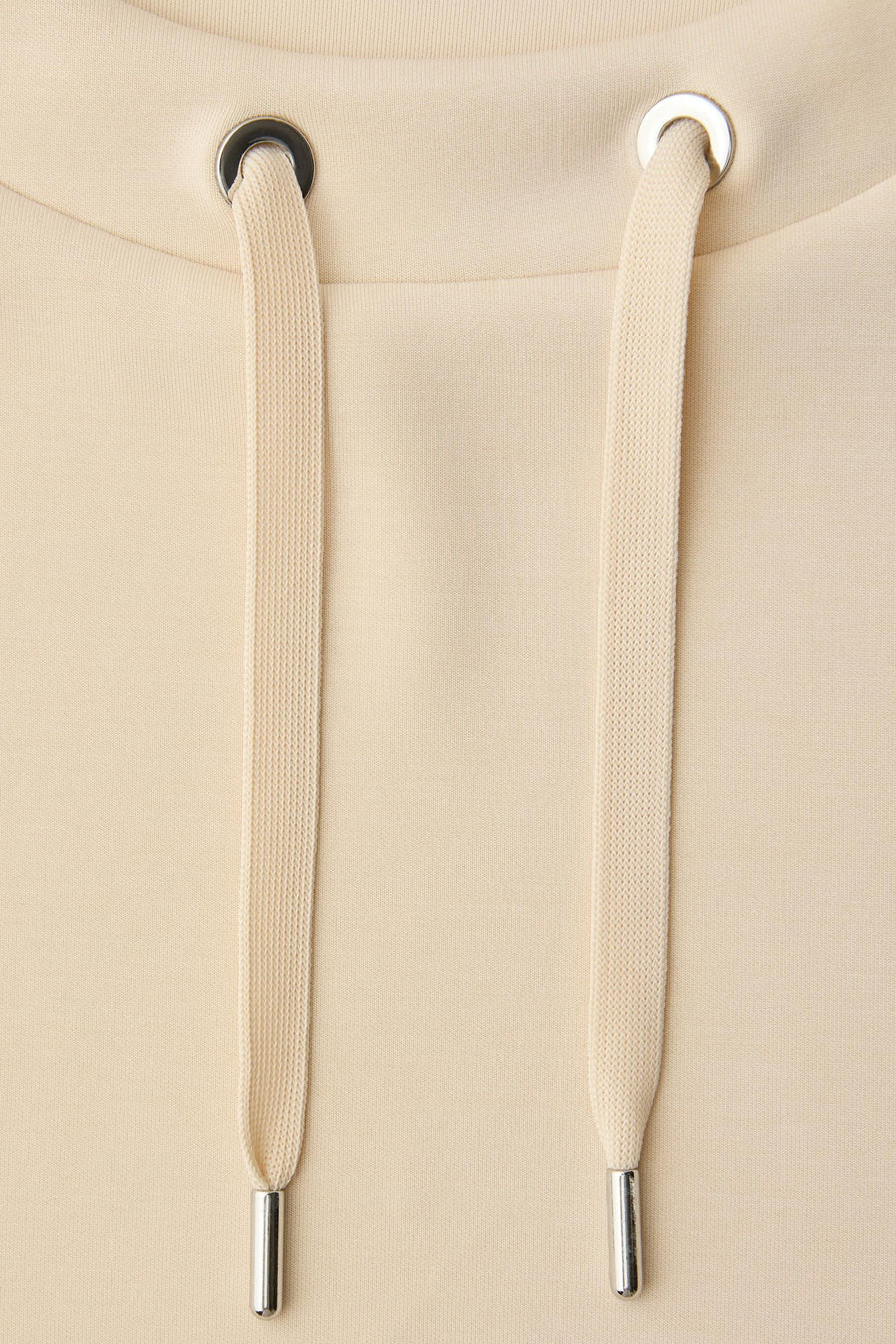 Beige sweater van Street One met trekkoord, zilverkleurige oogjes en een getextureerde mesh stof.