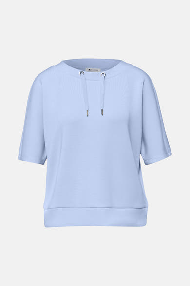 Blauwe sweater van STREET ONE, met trekkoord in de kraag, losse pasvorm en korte mouwen.