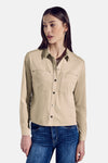 Beige blouse (lange mouwen) van Street One met klepzakken en drukknoppen.