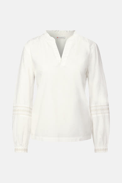 Wit blouse met lange mouwen van Street One, met V-hals en geborduurde details op de mouwen.