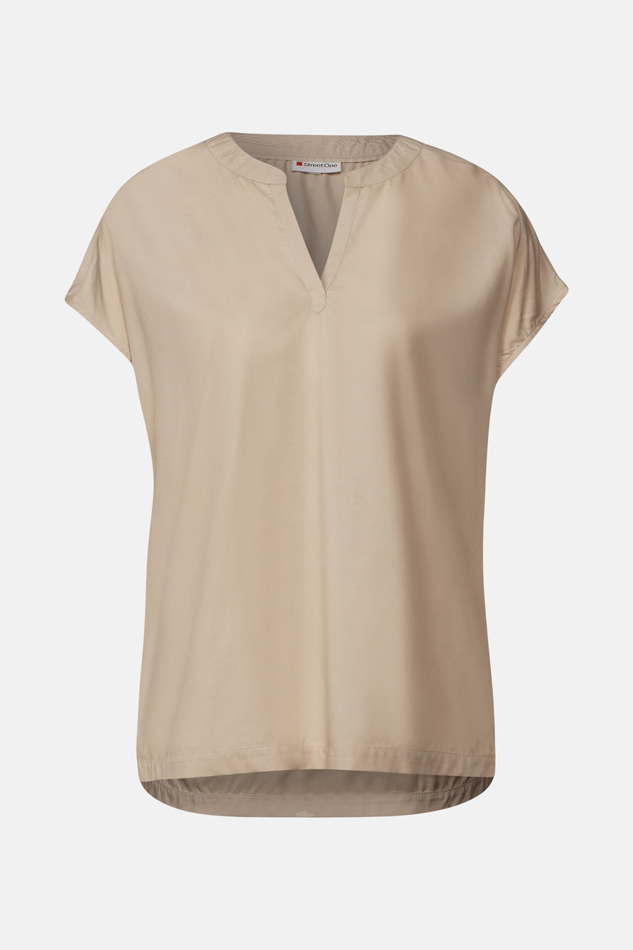 Beige blouse met korte mouwen van Street One met subtiele V-hals.
