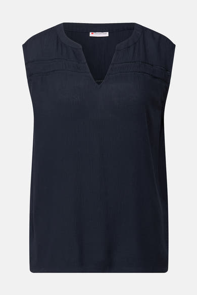 Mouwloos blauw overhemd van STREET ONE met uitgesneden details op de schouders en crêpetextuur.