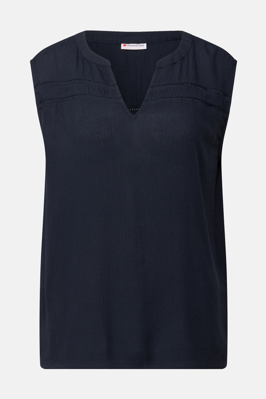 Mouwloos blauw overhemd van STREET ONE met uitgesneden details op de schouders en crêpetextuur.