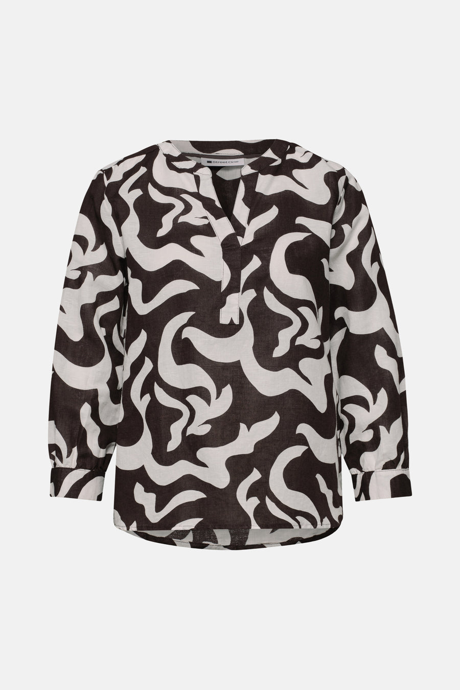 Zwarte en witte vloeiende blouse van STREET ONE met abstracte patronen en een V-hals.