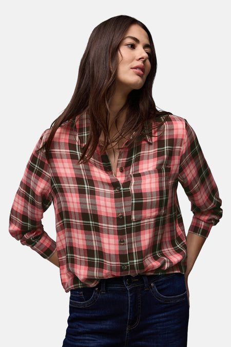 Chemise à manches longues multicolore de STREET ONE, à carreaux rose, marron et vert clair, portée avec un jean.