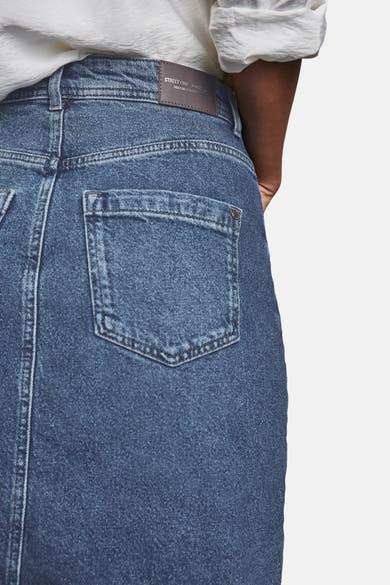 3/4-rok in middinblauw denim van Street One met achterzak en stikseldetails.