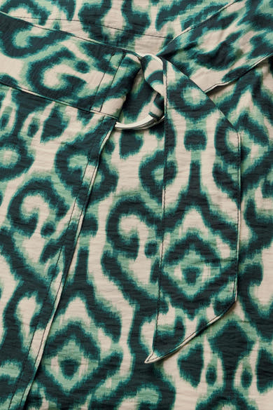 Lange meerkleurige rok van Street One, met groen en beige abstract patroon, en gespdetail in de taille.
