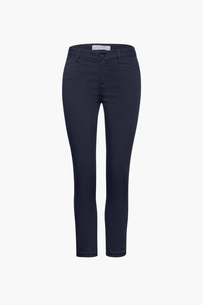Pantalon coloré bleu de STREET ONE, coupe ajustée et longueur cheville.