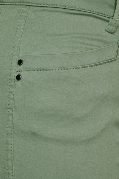 Kleurrijke groene broek van STREET ONE met zak en stikseldetails.