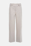 Beige kostuumbroek van STREET ONE, subtiele strepen en Italiaanse zak in close-up.
