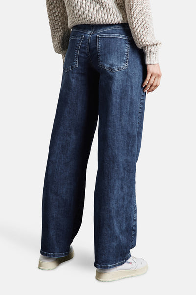 Middelblauwe wijde jeans van Street One, met een relaxte pasvorm en stijlvolle details.