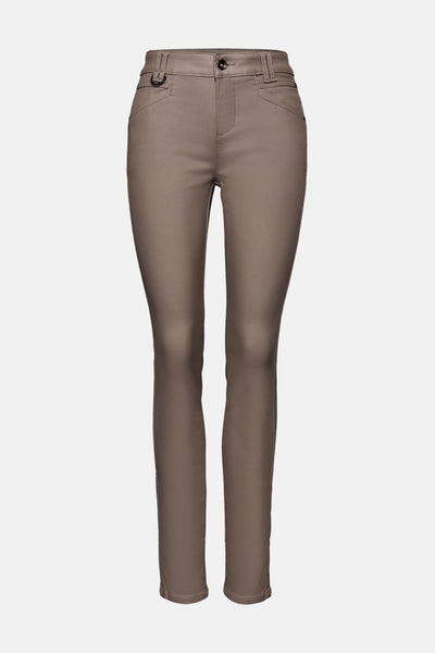 Pantalon marron par STREET ONE, avec une coupe ajustée et une couleur unie.