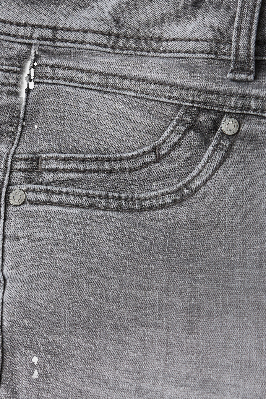 Slim jeans in middengrijs denim van Street One, met muntzakje en used details.