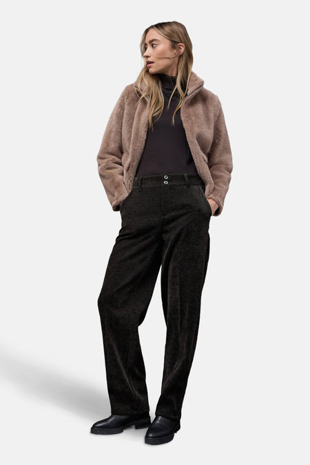 Pantalon de costume brun par STREET ONE, en velours côtelé avec une coupe ample.