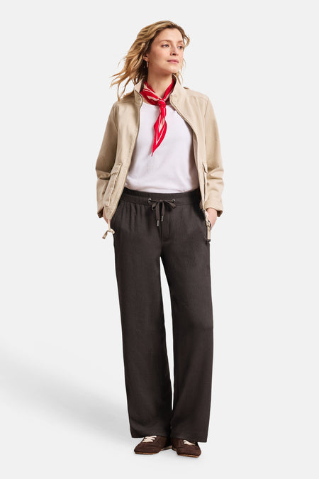 Pantalon brun foncé de STREET ONE, taille élastique à cordon de serrage, tissu texturé à fines côtes.