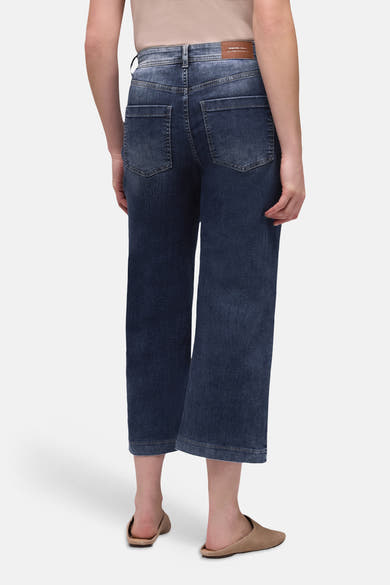 Jean large en denim bleu moyen de STREET ONE, avec poches arrière et ourlet.