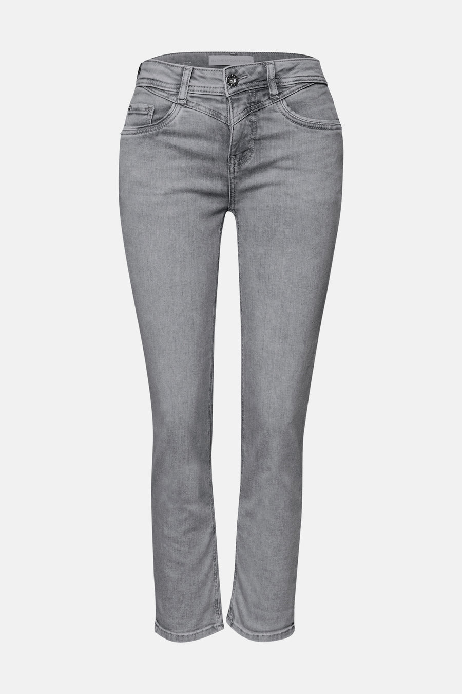 Grijze slim fit jeans van het merk STREET ONE, vooraanzicht met zakken en knoop.