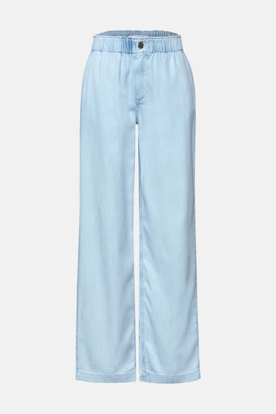 Jean large en denim bleu clair de STREET ONE, avec taille élastique et bouton unique, vue de face.