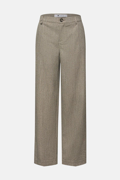 Pantalon de costume beige par STREET ONE, motif chevron subtil et coupe ample moderne.