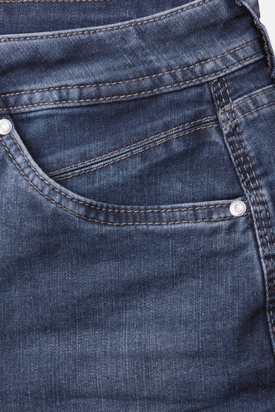 Blauwe spijkerbroek van STREET ONE met contrasterende stiksels en opgestikte zak.