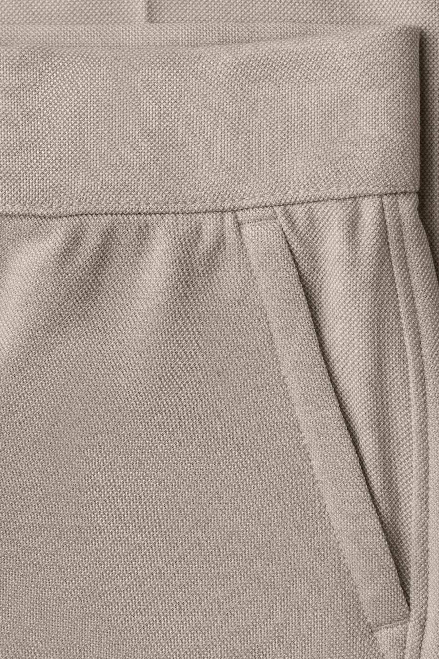Beige kostuumbroek van STREET ONE, Italiaanse zakdetails en pique textuur.