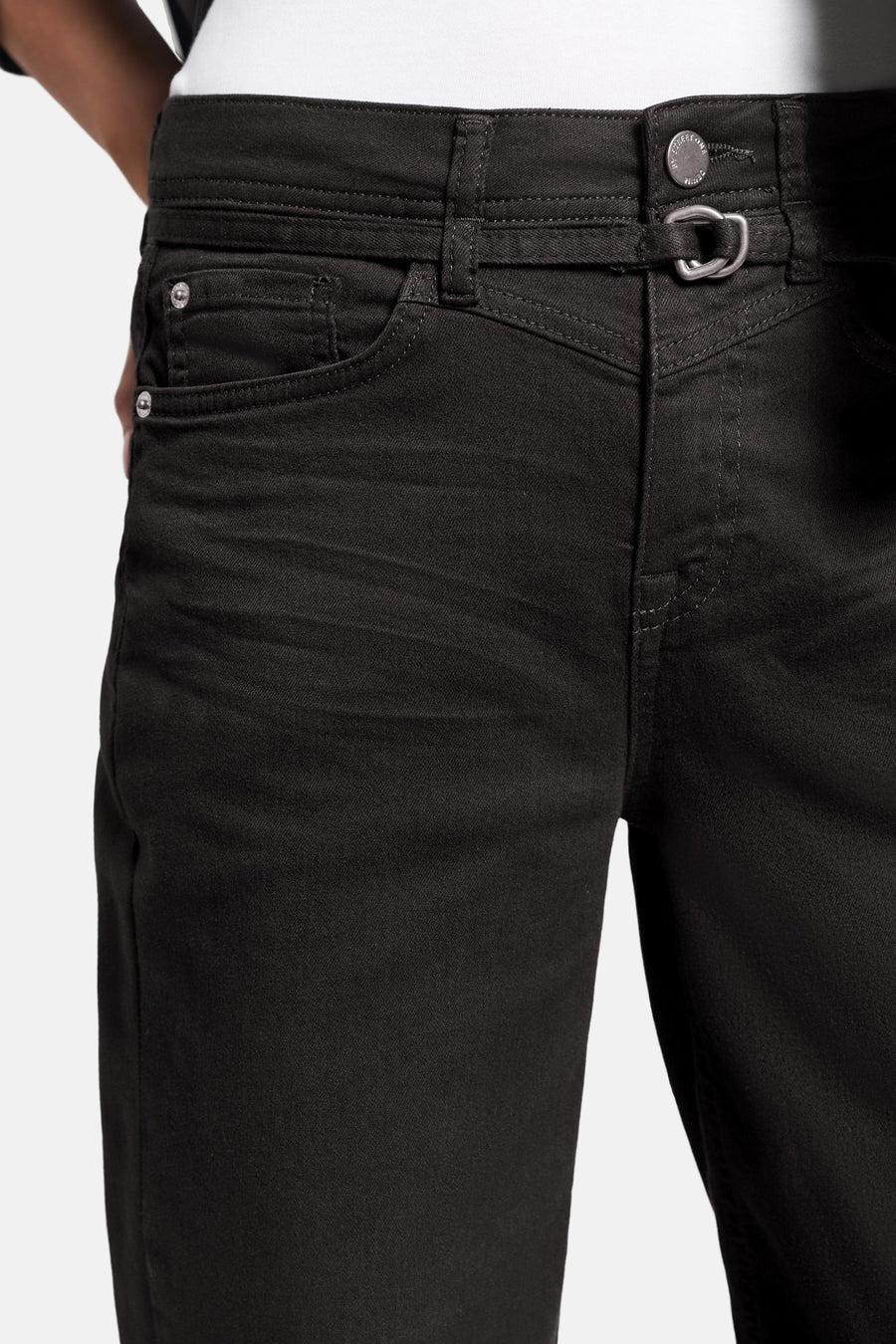 Black five-pocket seasonal women's pants by STREET ONE, featuring slim fit, textured denim, silver hardware, and front view detail