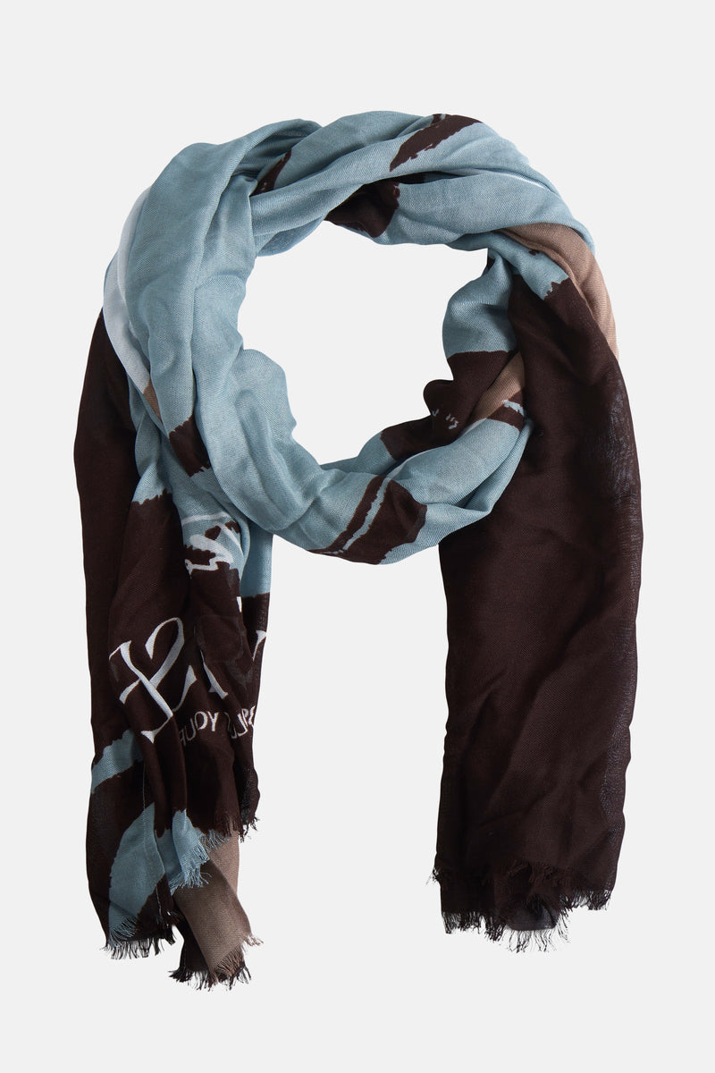 Multikleuren sjaal van Street One, met abstract patroon en gerafelde randen.