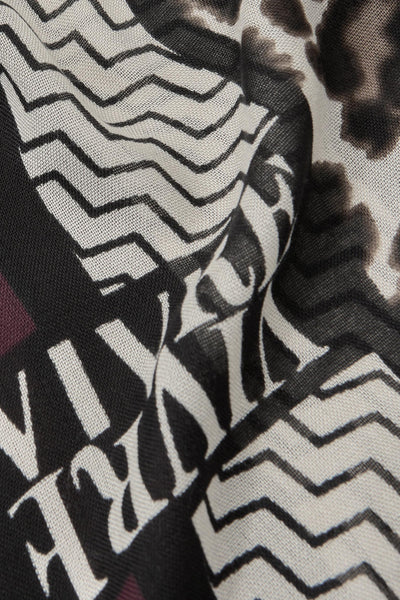 Foulard multicolore de Street One avec motifs graphiques, zébrés et léopard.