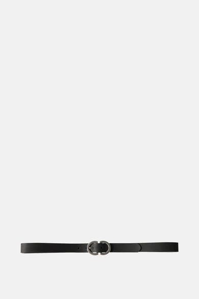 Zwarte riem van STREET ONE met zilverkleurige metalen gesp.