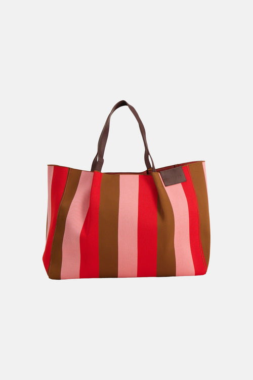 Sac à bandoulière multicolore de Street One avec rayures verticales roses, rouges et marron.