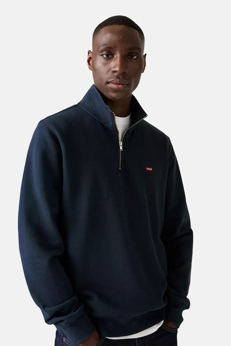 Blauwe Levi's sweater met halve rits, een geborduurd klein rood logo en een opstaande kraag.