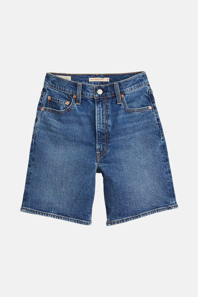 Korte spijkerbroek van Levi's® in blauw, met voorzakken en rafelige zomen.