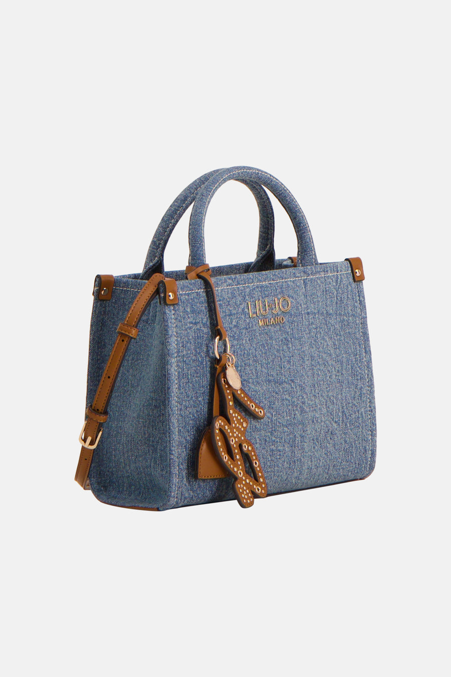 Blauwe spijkerstof handtas van LIU JO, met bruine schouderriem, gestikte details en decoratieve bedel.