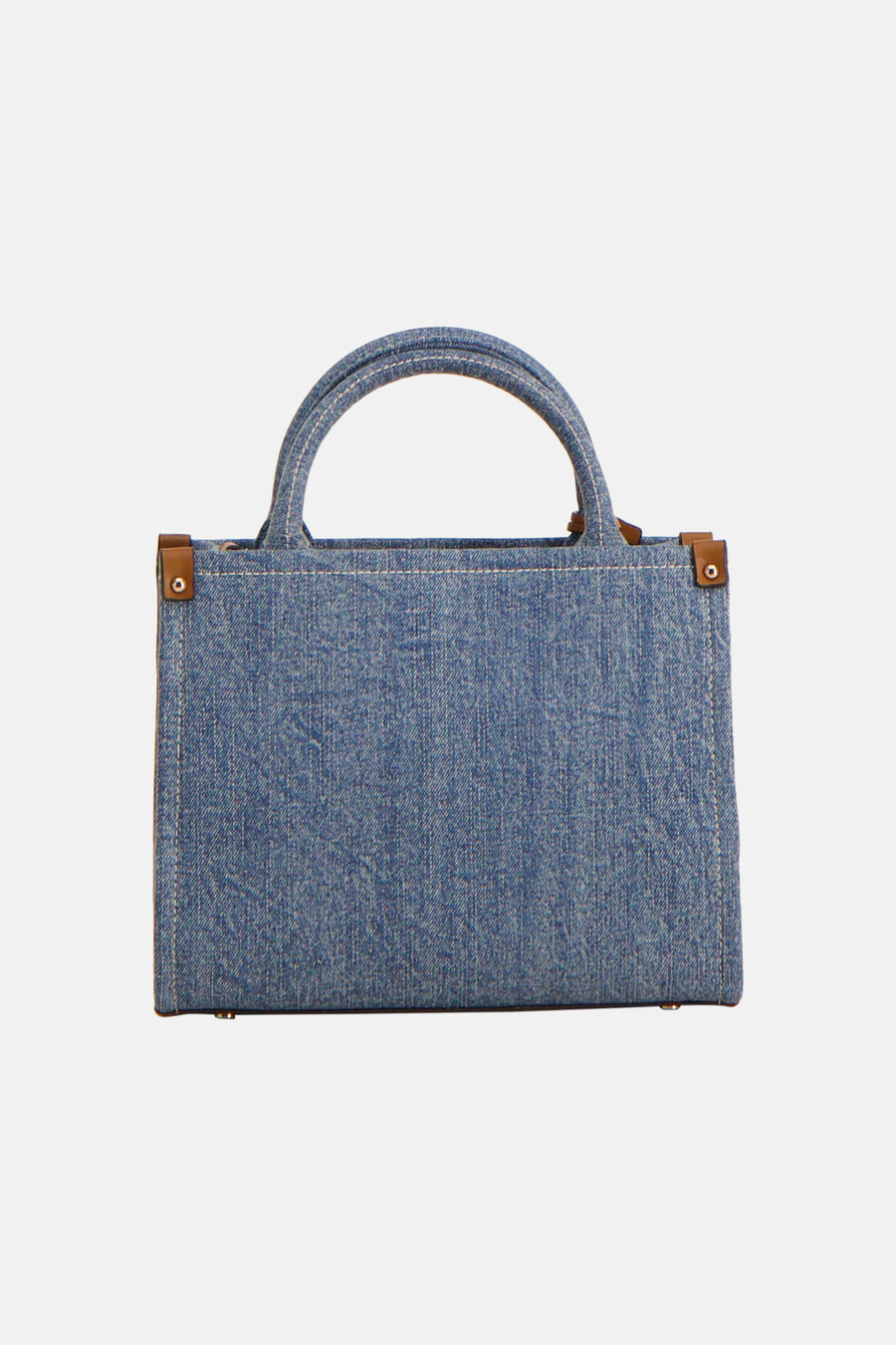 Sac à main bleu en denim de LIU JO, avec des finitions en cuir marron et une couture contrastante.