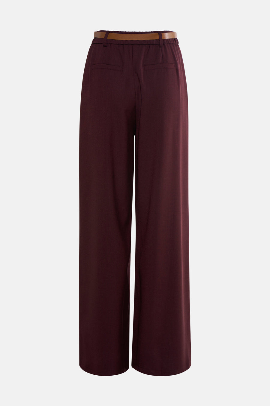 Pantalon de costume rouge par AMELIE ET AMELIE, avec ceinture marron et poches arrière.