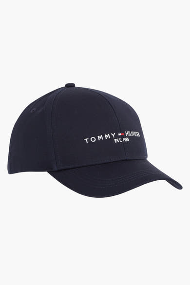 Casquette bleu marine de Tommy Jeans, avec le logo de la marque brodé en blanc.