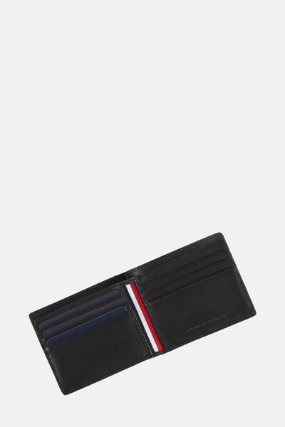 Portefeuille noir en cuir de TOMMY JEANS, avec rayures rouges, blanches et bleues.
