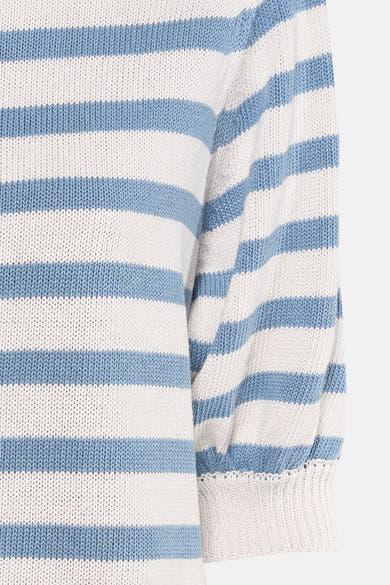 Multikleuren rondehals trui van AMELIE ET AMELIE met witte en blauwe horizontale strepen.