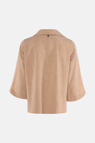 Bruine blouse 3/4 van AMELIE ET AMELIE met geweven textuur en zwart hartdetail op de kraag.