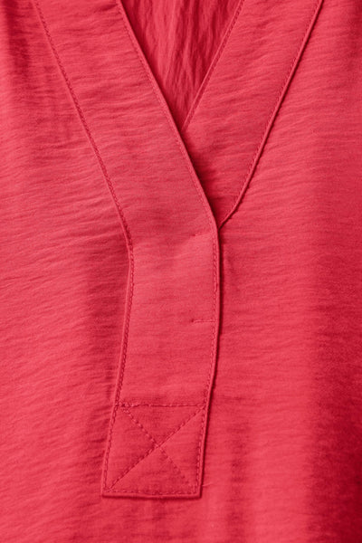 Rode jurk met korte mouwen van CECIL, V-halsdetail met knoopsluiting.