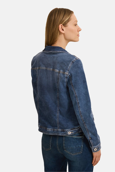 Veste en jean bleu moyen de CECIL, vue de dos, avec poches et surpiqûres décoratives.